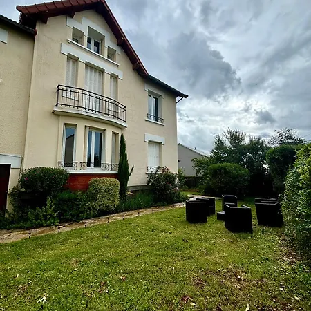 Hébergement de vacances Grande Maison Ferrand Clermont-Ferrand